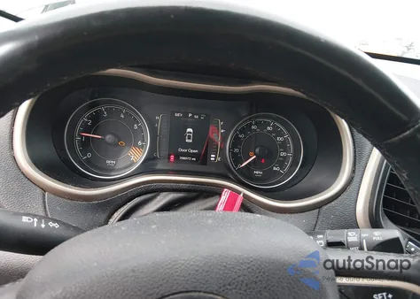 2014 Jeep Cherokee Latitude z USA, uszkodzony, nr VIN 1C4PJLCB3EW313557